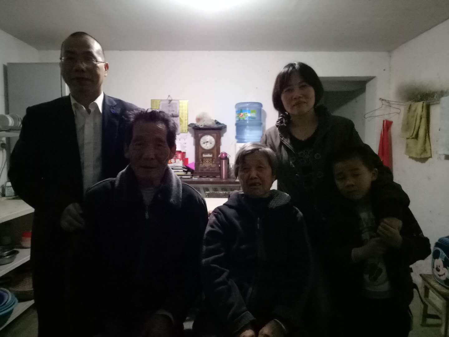 鄢小陆、胡会想